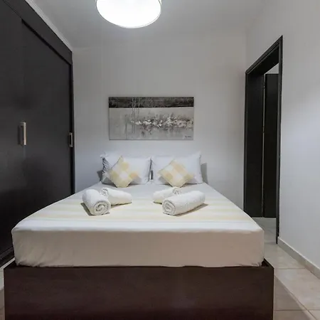 Gogo's Cosy House Resmo