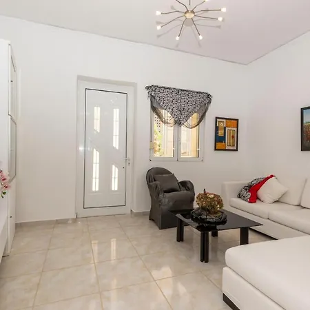 Gogo's Cosy House Tatil Evi