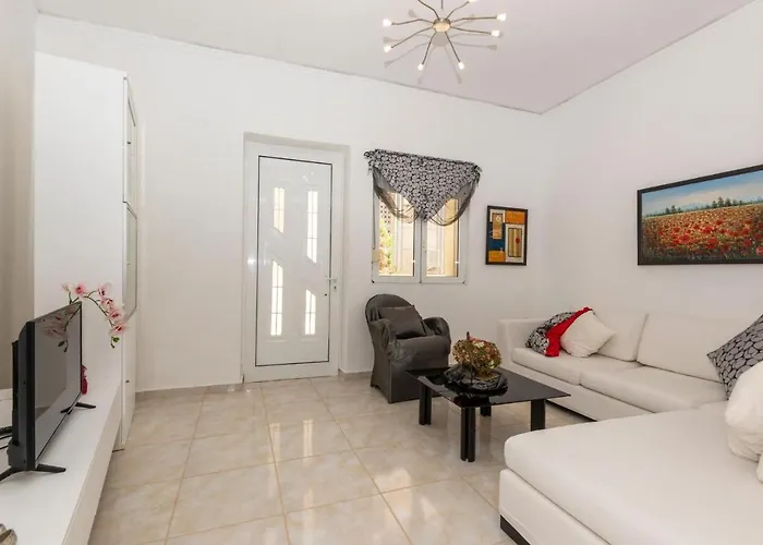 Gogo's Cosy House Holiday home