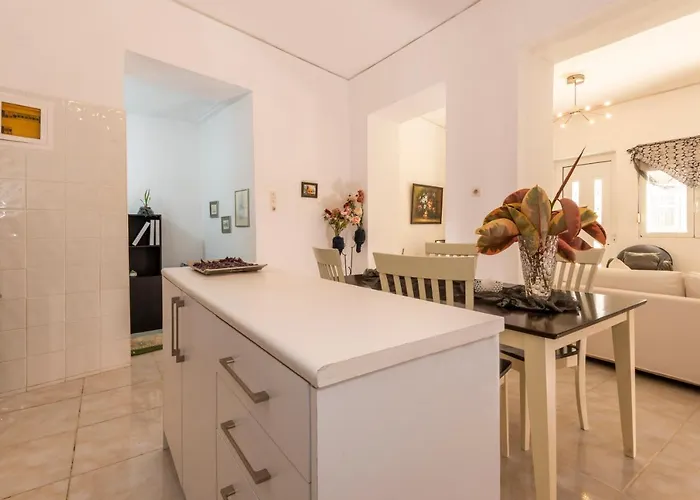 Gogo's Cosy House Дом отдыха *